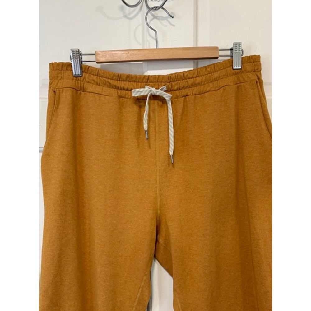 Vuori Performance Jogger Women's L Flax Heather Mustard Athleisure Sweatpants - Picture 3 of 13